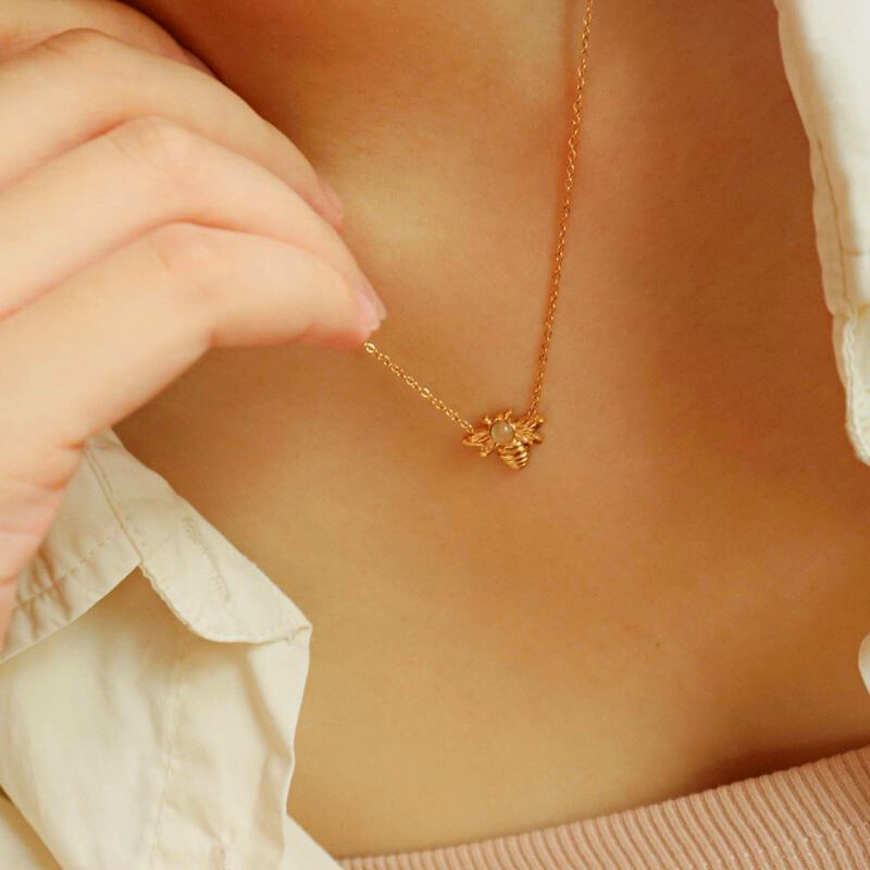 DIANNE BEE NECKLACE - Ahri