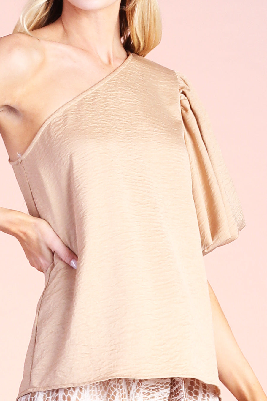 Washed Satin Crepe One Bubble Sleeve Top